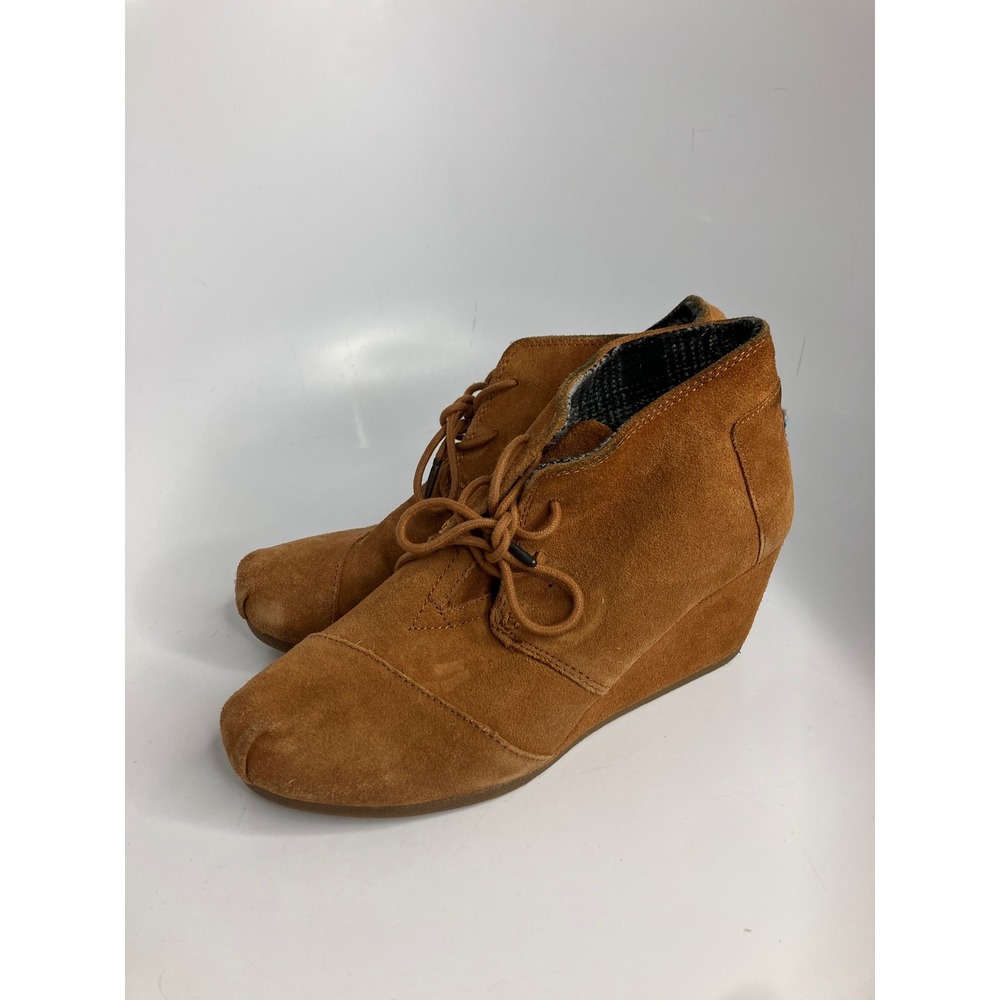 TOMS Desert Wedge Booties Womens 8.5 Tan Suede Good Lace Up Chukka 300513